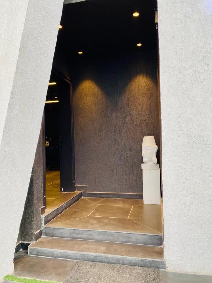 Madhav'S Lap Of Luxury Hotel Moradabad Exterior photo